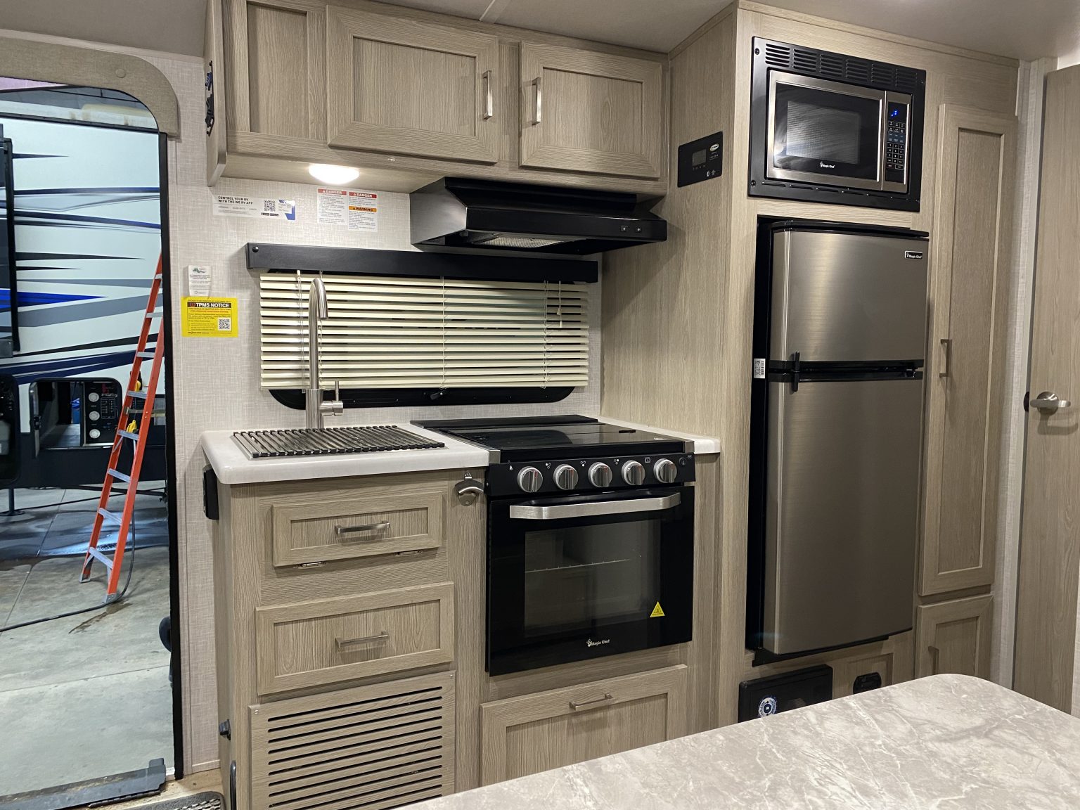 2022 Rockwood Geo Pro 20BHS with 1 slide, bunks! Now $24,900! - Swenson ...